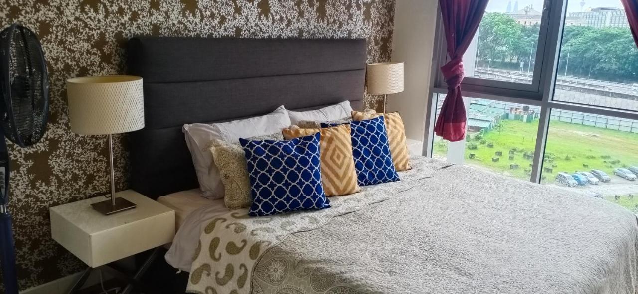 Signature Residence@Desa Sri Hartamas Куала Лумпур Екстериор снимка